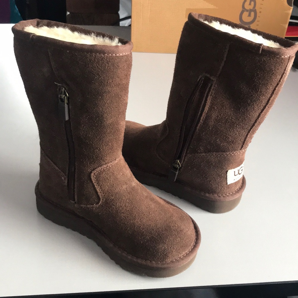 New Ugg K Lil Sunshine Kids Boots in Chocolate